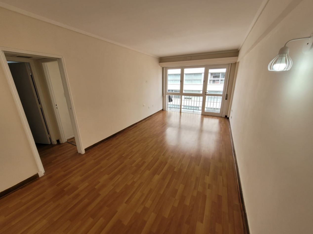 VENTA EXELENTE DEPTO 3 AMB. AL FRENTE ZONA ALDREY MAR DEL PLATA