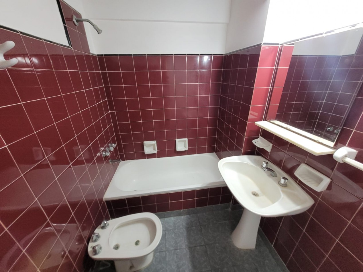 VENTA EXELENTE DEPTO 3 AMB. AL FRENTE ZONA ALDREY MAR DEL PLATA