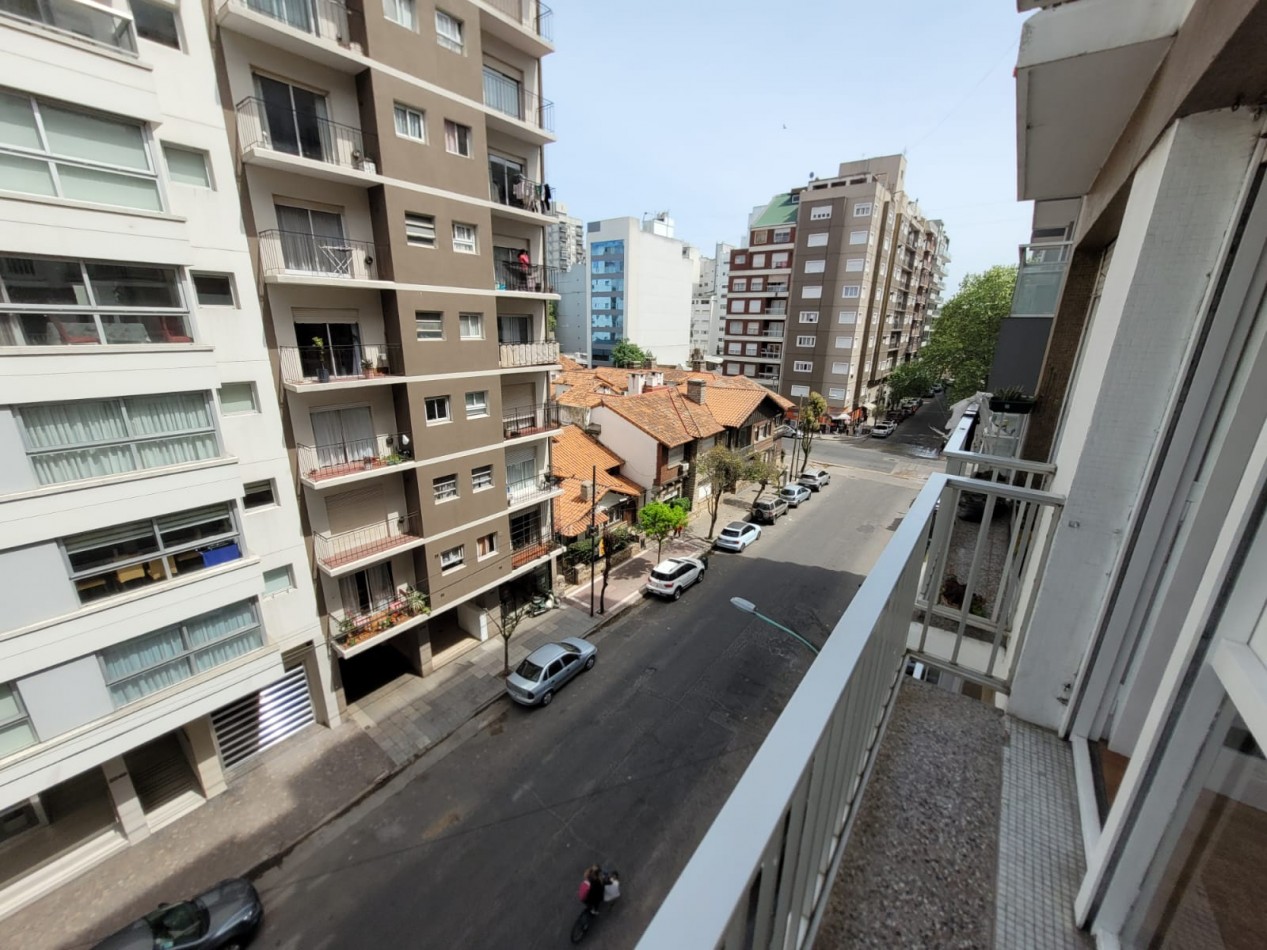 VENTA EXELENTE DEPTO 3 AMB. AL FRENTE ZONA ALDREY MAR DEL PLATA