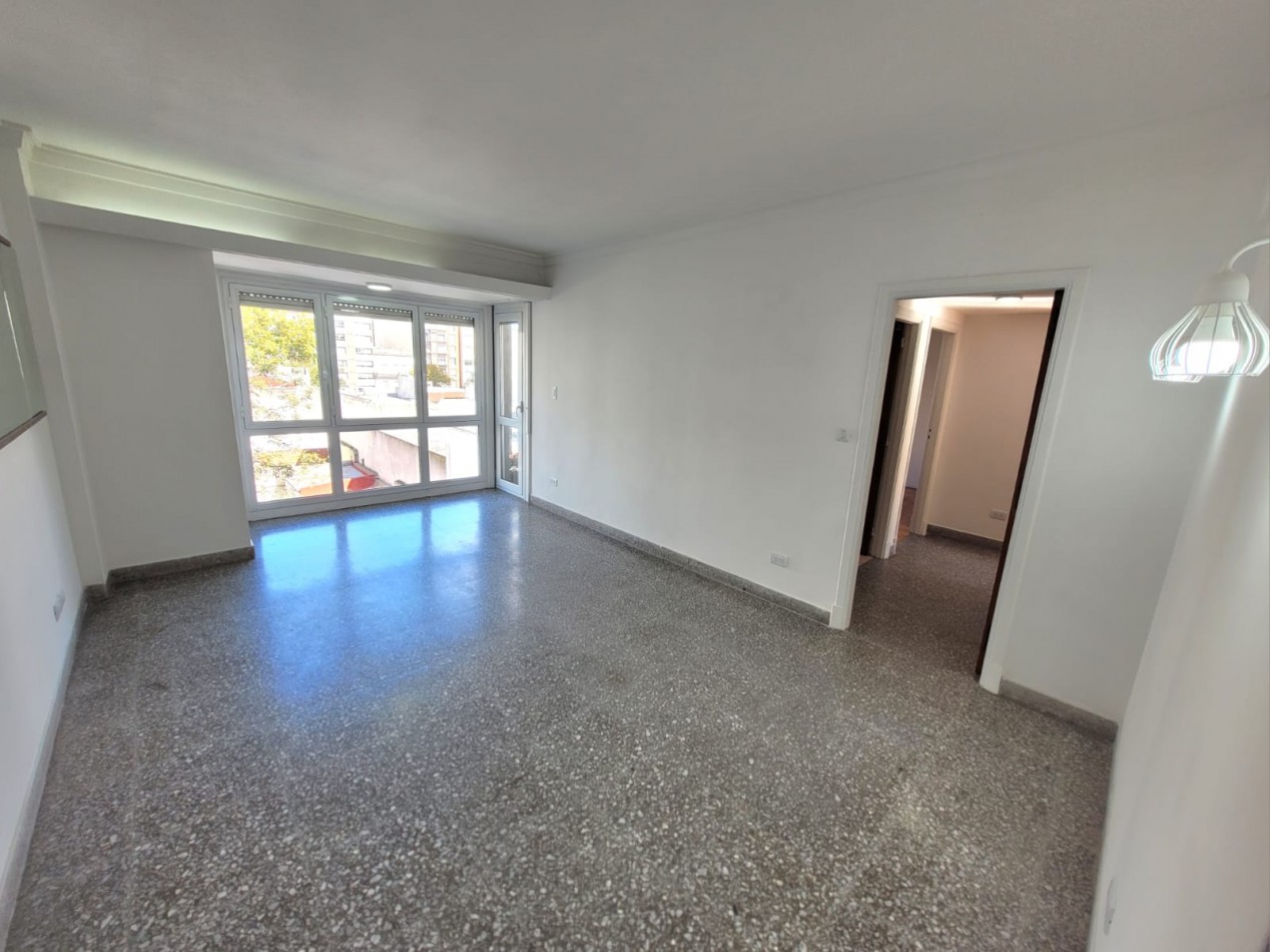 VENTA DEPTO 3 AMB. Balcon Centro