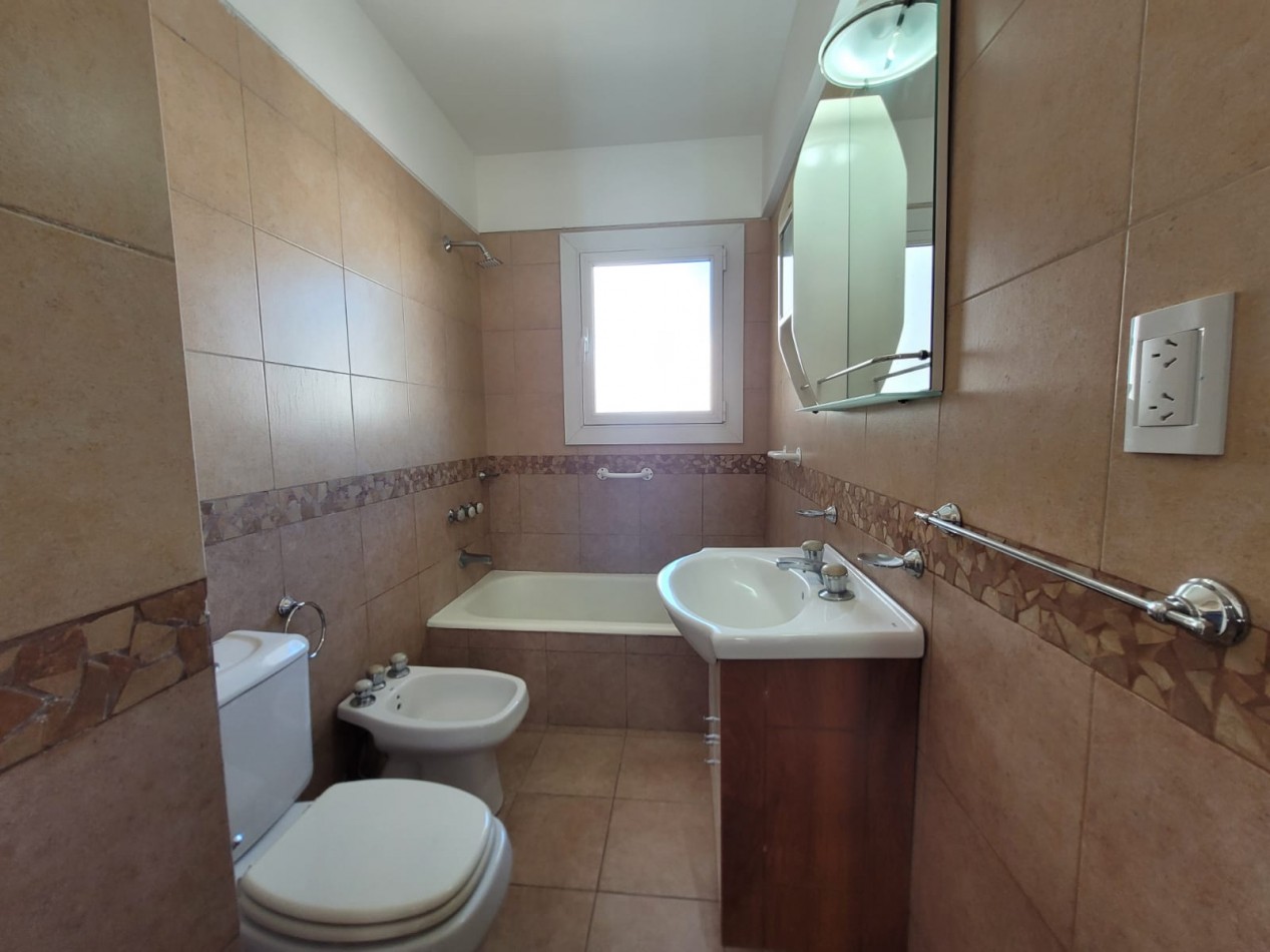 VENTA DEPTO 3 AMB. Balcon Centro