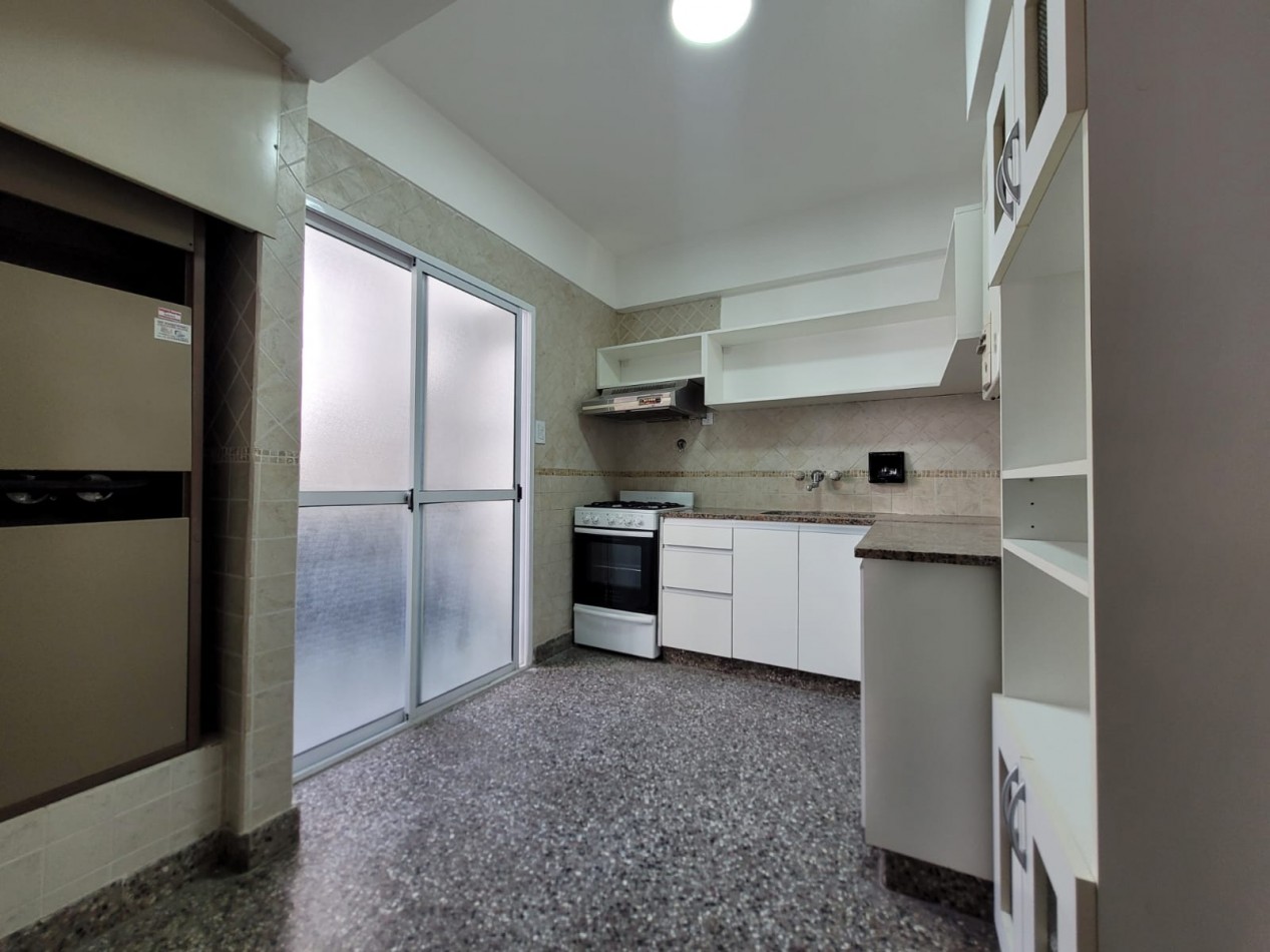 VENTA DEPTO 3 AMB. Balcon Centro