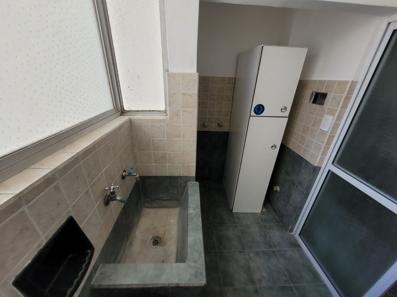VENTA DEPTO 3 AMB. Balcon Centro
