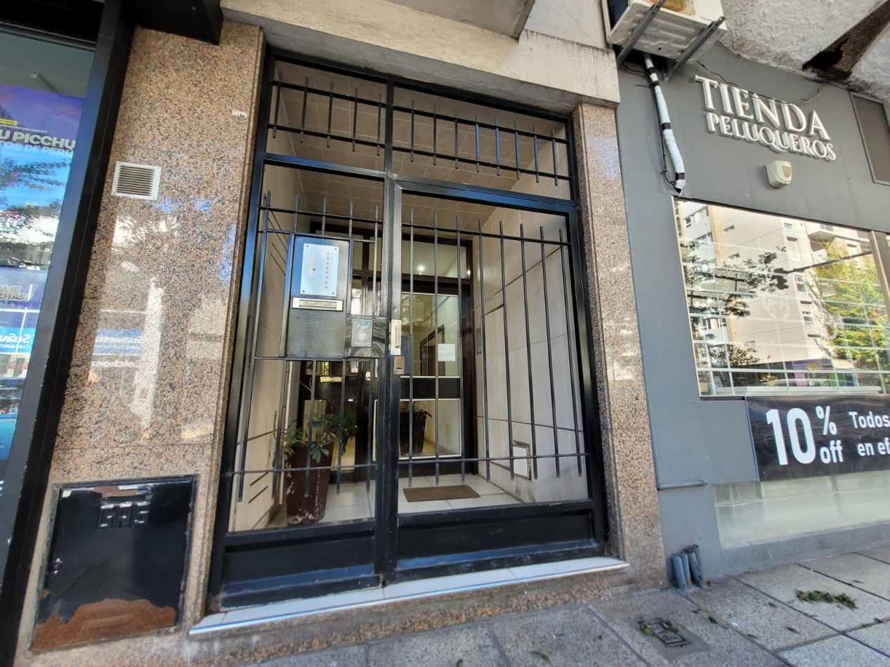 VENTA DEPTO 3 AMB. Balcon Centro
