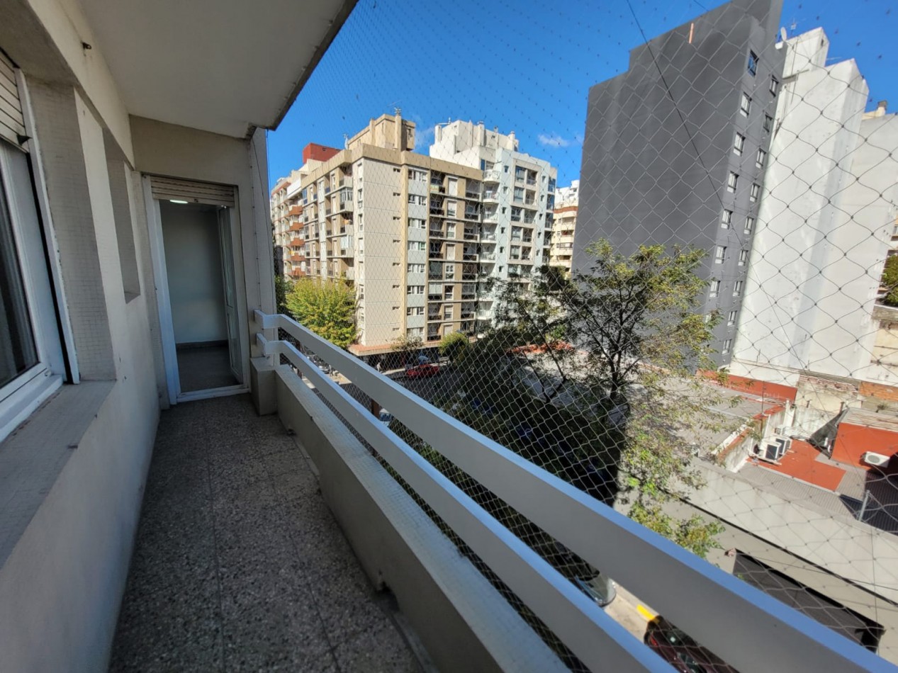 VENTA DEPTO 3 AMB. Balcon Centro