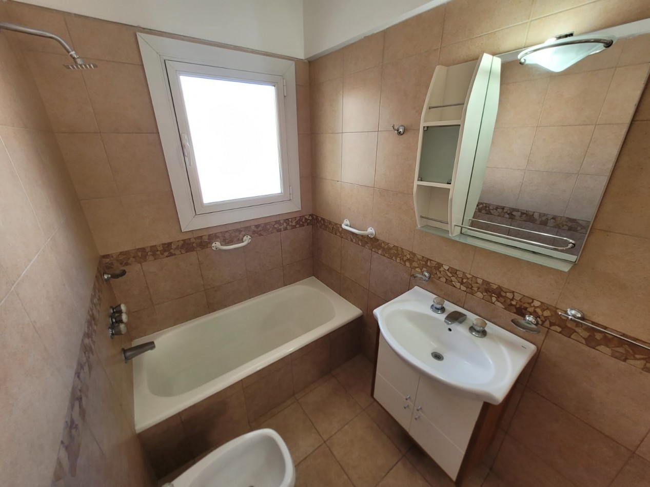 VENTA DEPTO 3 AMB. Balcon Centro