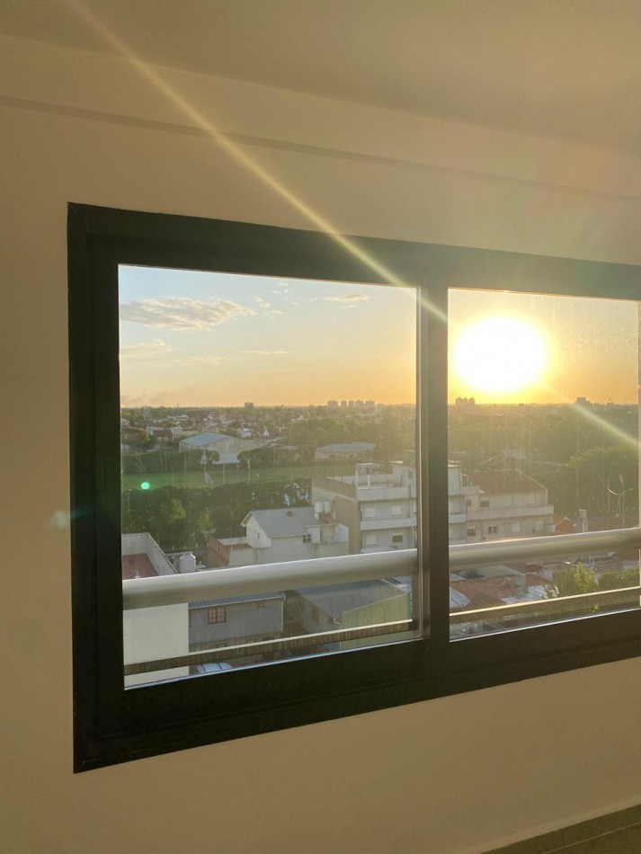 VENTA DEPTO 2 AMB FRENTE PRIMERA LINEA FRENTE AL MAR CON COCHERA