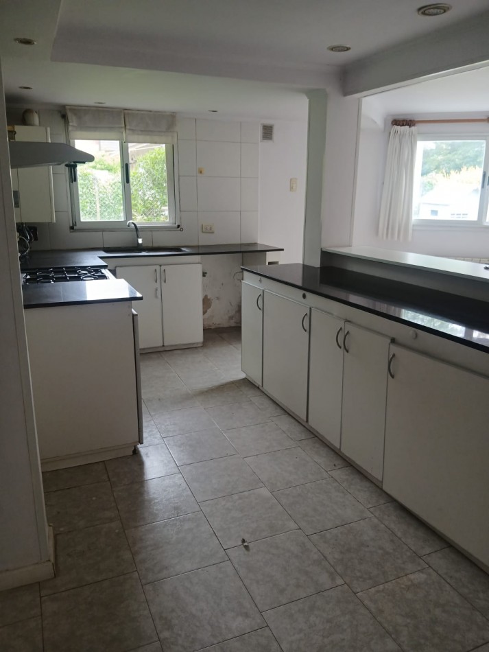 VENTA CHALET EN EL BOSQUE PERALTA RAMOS