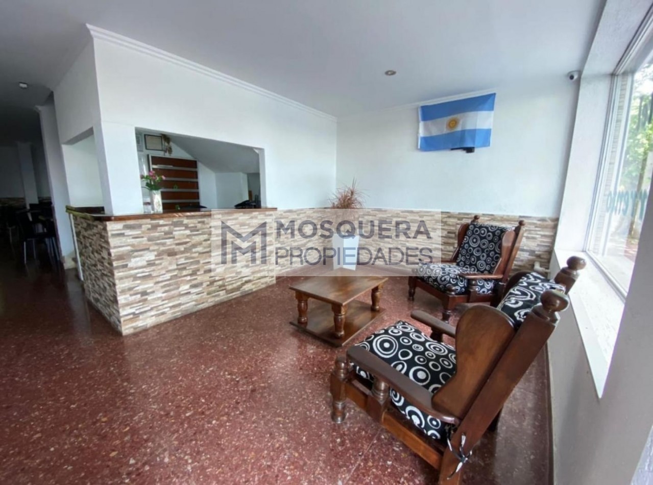 Hotel reciclado Mar del Plata con Departamento LOFT a la calle a 4 cuadras del mar y a 100 mts Facultad de Medicina !!