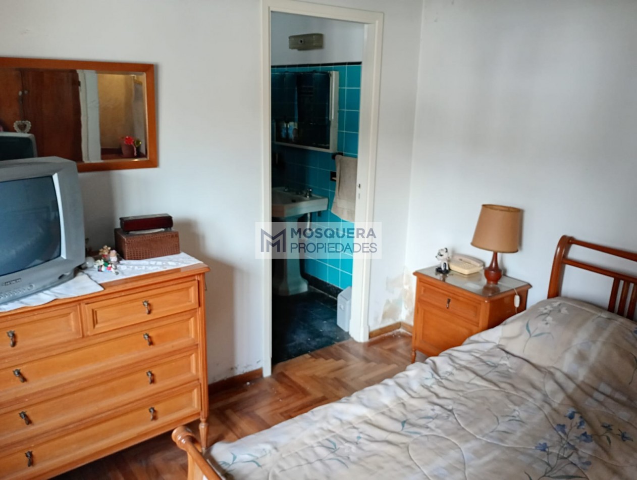 CASA EN VENTA PLENO BARRIO CHAUVIN