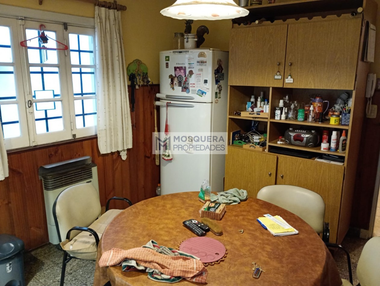 CASA EN VENTA PLENO BARRIO CHAUVIN