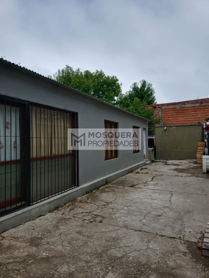 VENTA DEPOSITO ZONA COMERCIAL JUAN B JUSTO