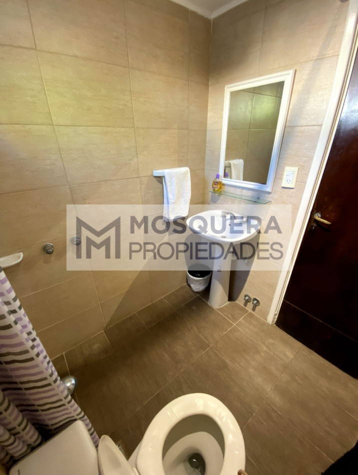 Hotel reciclado Mar del Plata con Departamento LOFT a la calle a 4 cuadras del mar y a 100 mts Facultad de Medicina !!