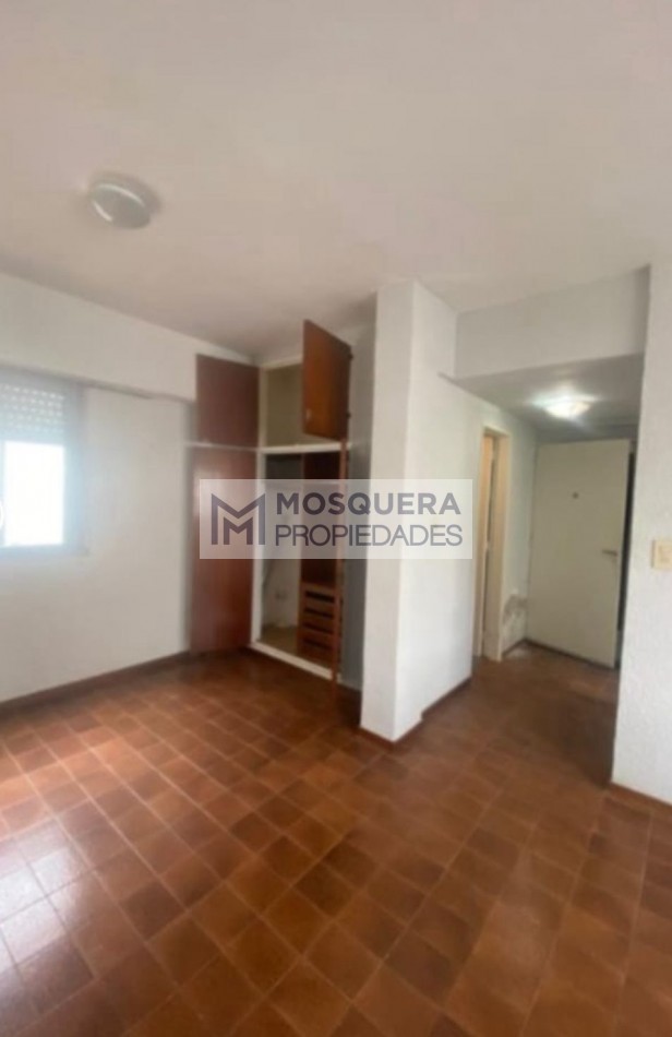 VENTA DEPTO 1 AMB PARA RECICLAR OPORTUNIDAD