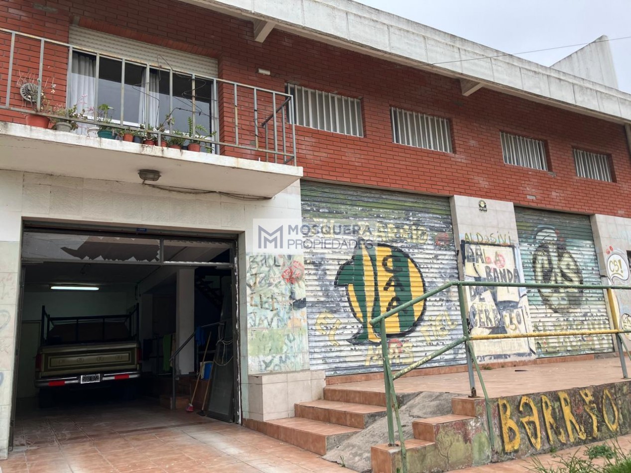 VENTA CASA + LOCAL + TERRAZA + PATIO +DEPARTAMENTO