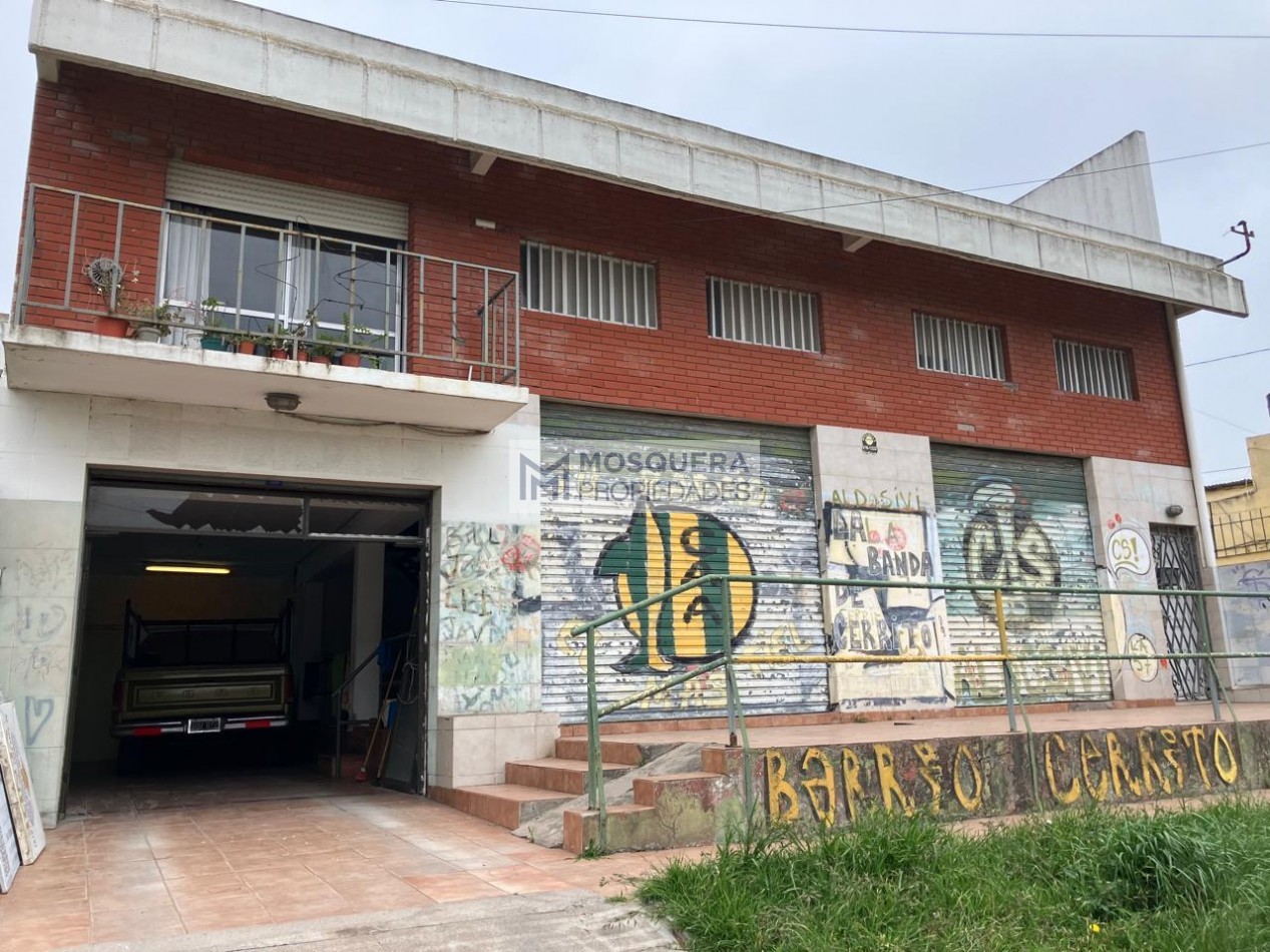 VENTA CASA + LOCAL + TERRAZA + PATIO +DEPARTAMENTO