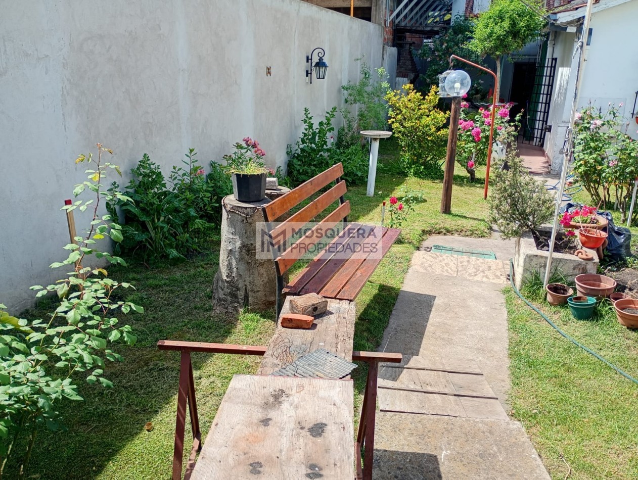 CASA EN VENTA PLENO BARRIO CHAUVIN
