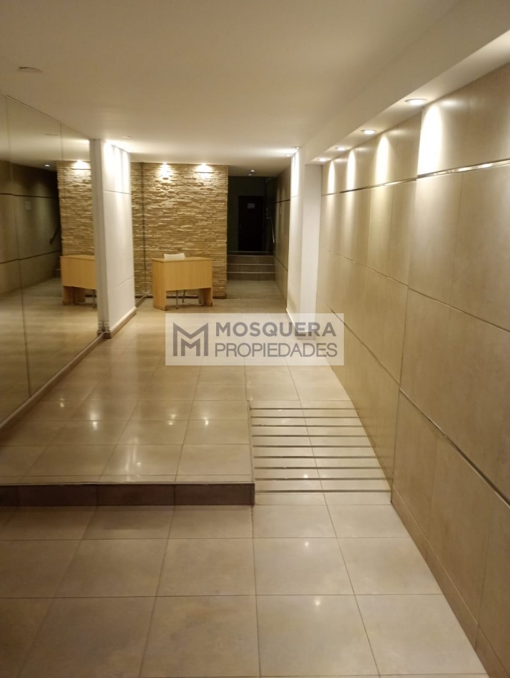VENTA DEPTO 1 AMB PARA RECICLAR OPORTUNIDAD