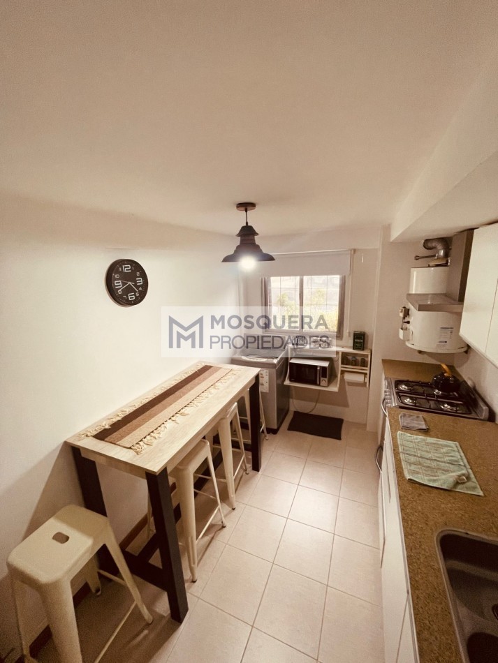 VENTA DEPARTAMENTO 2 AMBIENTES RECICLADO BARRIO LOS PINARES