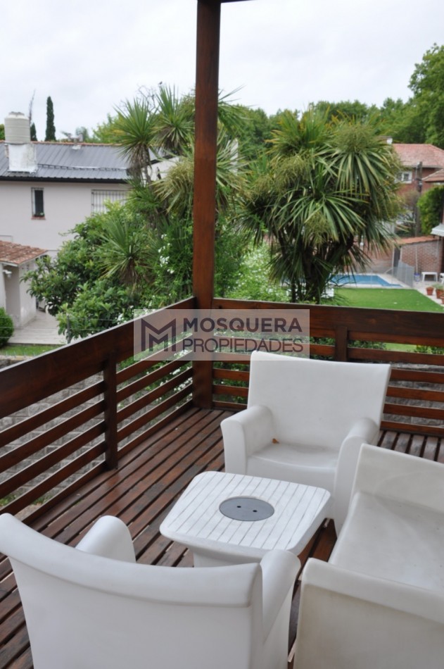 VENTA CASA SOBRE DOS LOTES DE TERRENO