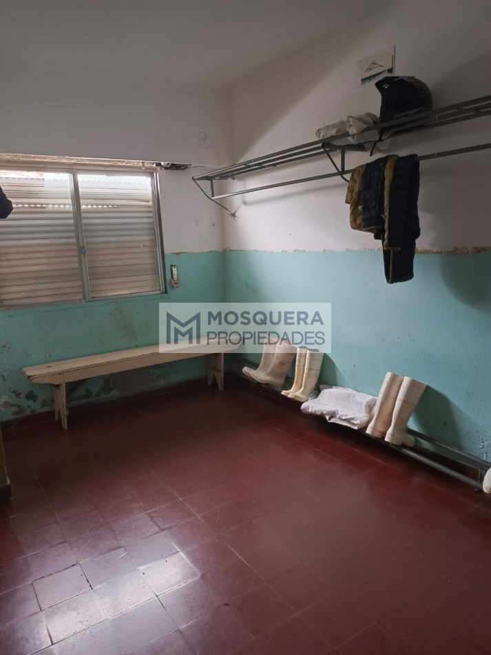 VENTA DEPOSITO ZONA COMERCIAL JUAN B JUSTO