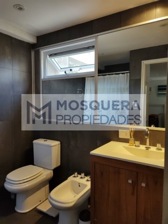 VENTA MODERNA CASA BOSQUE PERALTA RAMOS