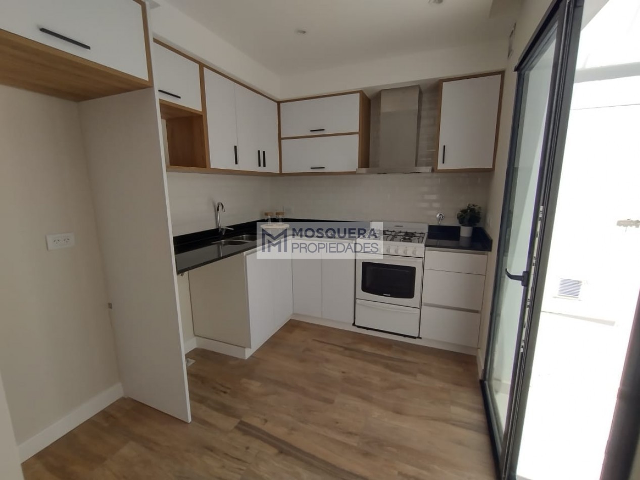 OPORTUNIDAD EN VENTA RECICLADO A ESTRENAR PH 3 AMB LA PERLA