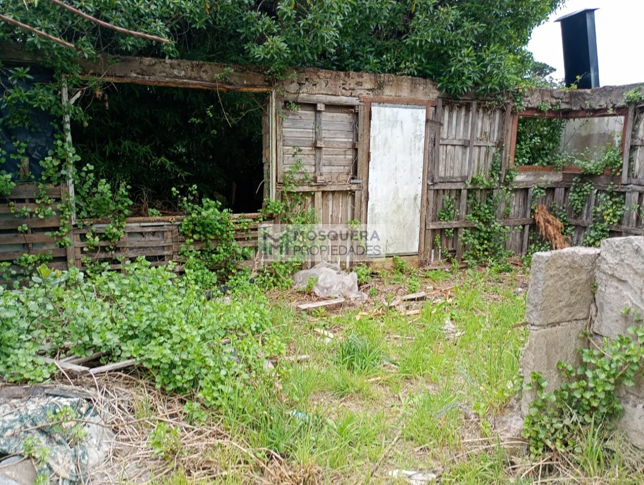 TERRENO EN LOS ACANTILADOS.