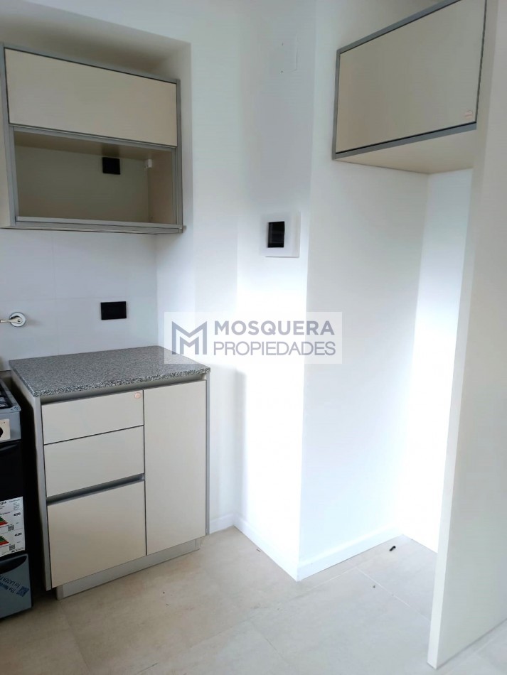 VENTA DEPARTAMENTO 2 AMBIENTES A ESTRENAR CON COCHERA ZON ALDREY