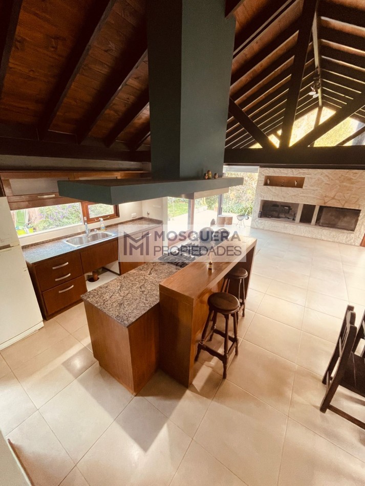 Venta casa Bosque Peralta Ramos 