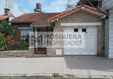 CASA  EN VENTA PLENO BARRIO CHAUVIN